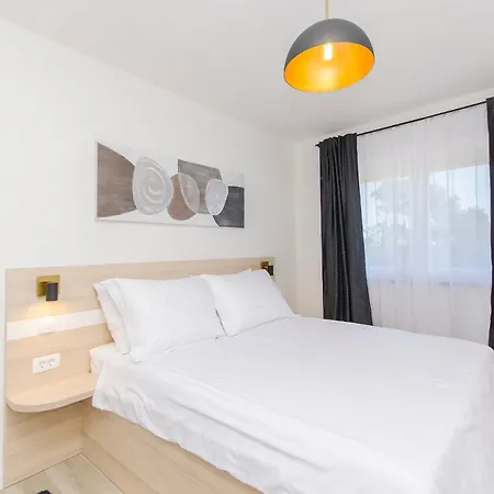 Apartamento V2 *