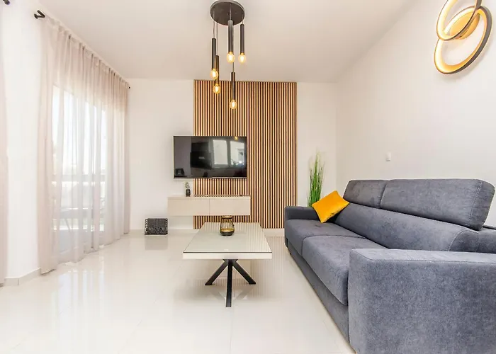 V2 With Rooftop * Vir