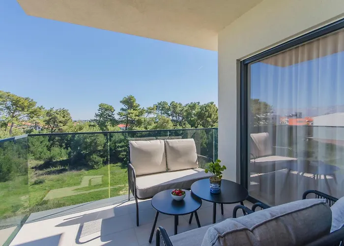 Apartman V2 With Rooftop Vir