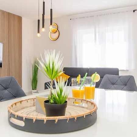 Luxury V2 With Rooftop Appartement