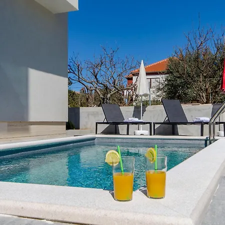 Luxury V2 With Rooftop Appartement